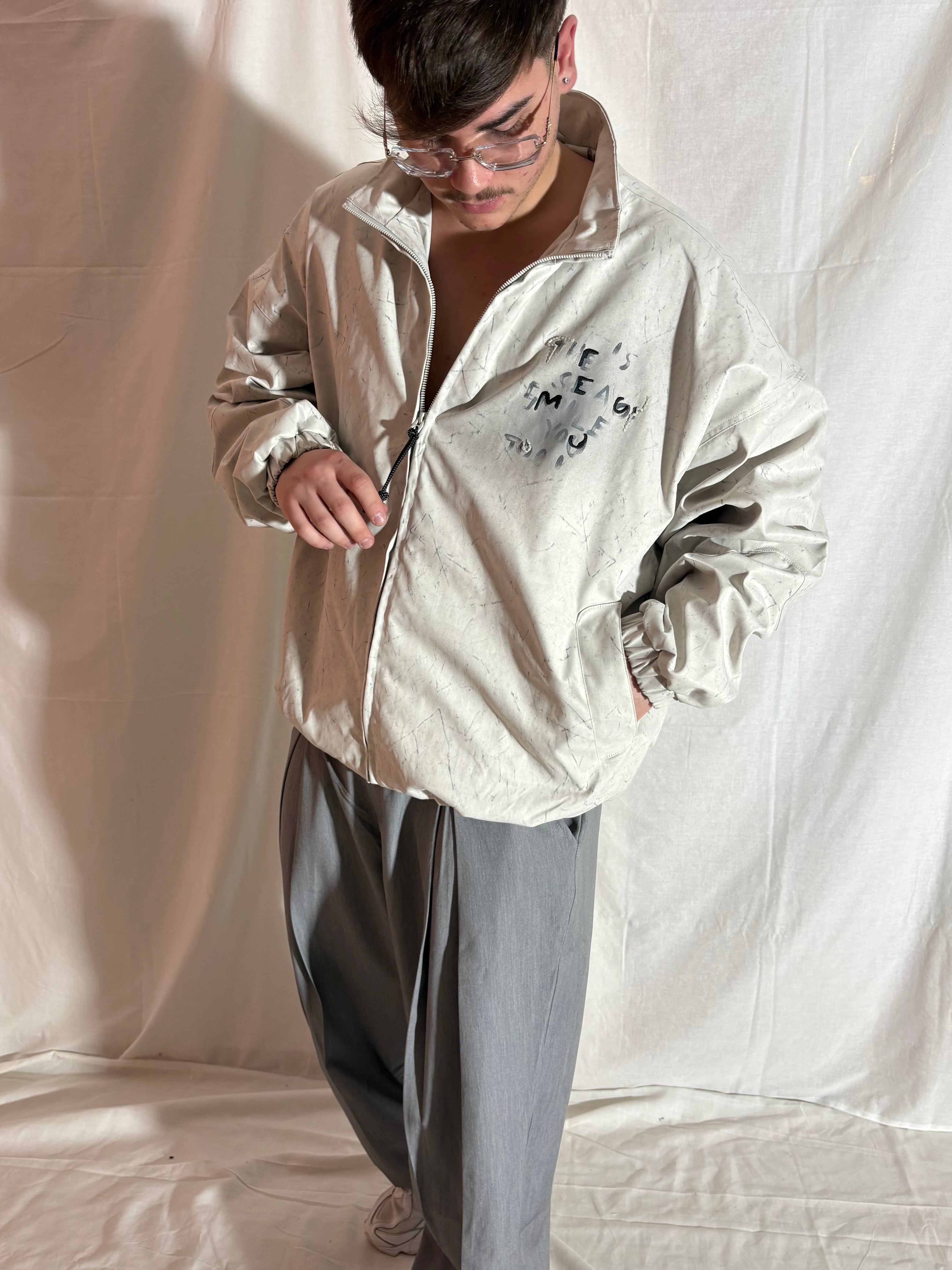 bomber graffito beige