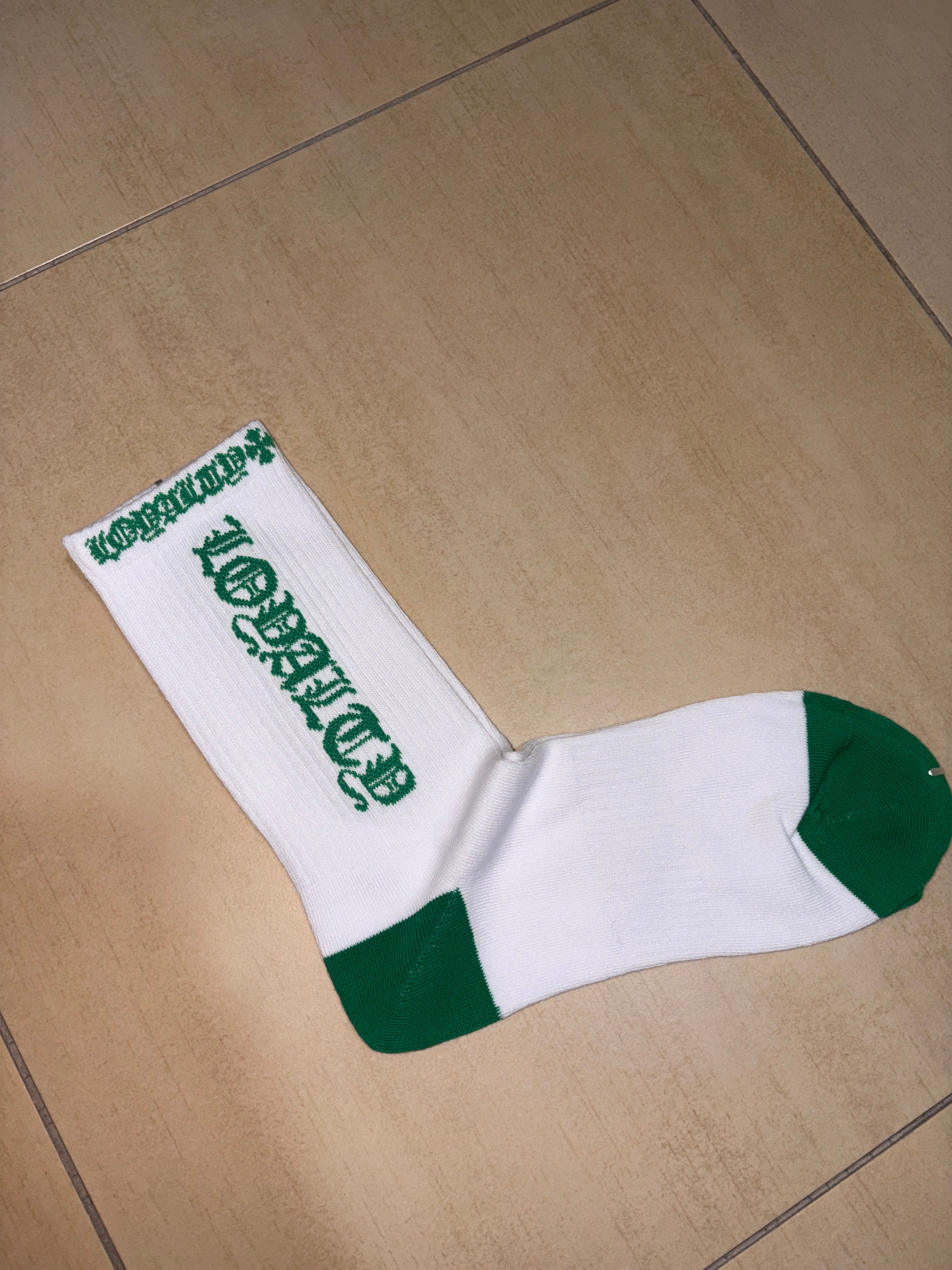 socks green wow
