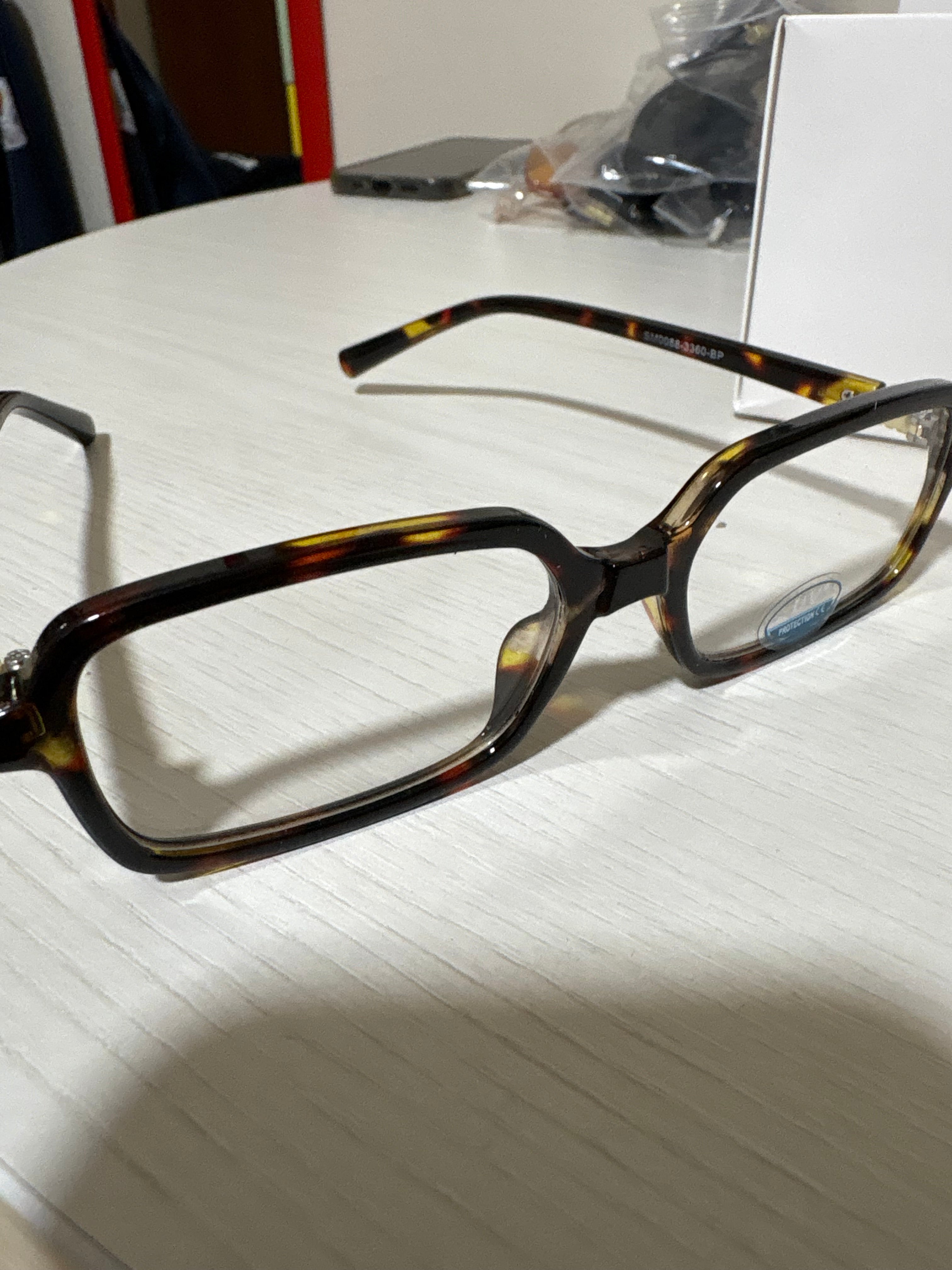 occhiali mod.miu miu maculati