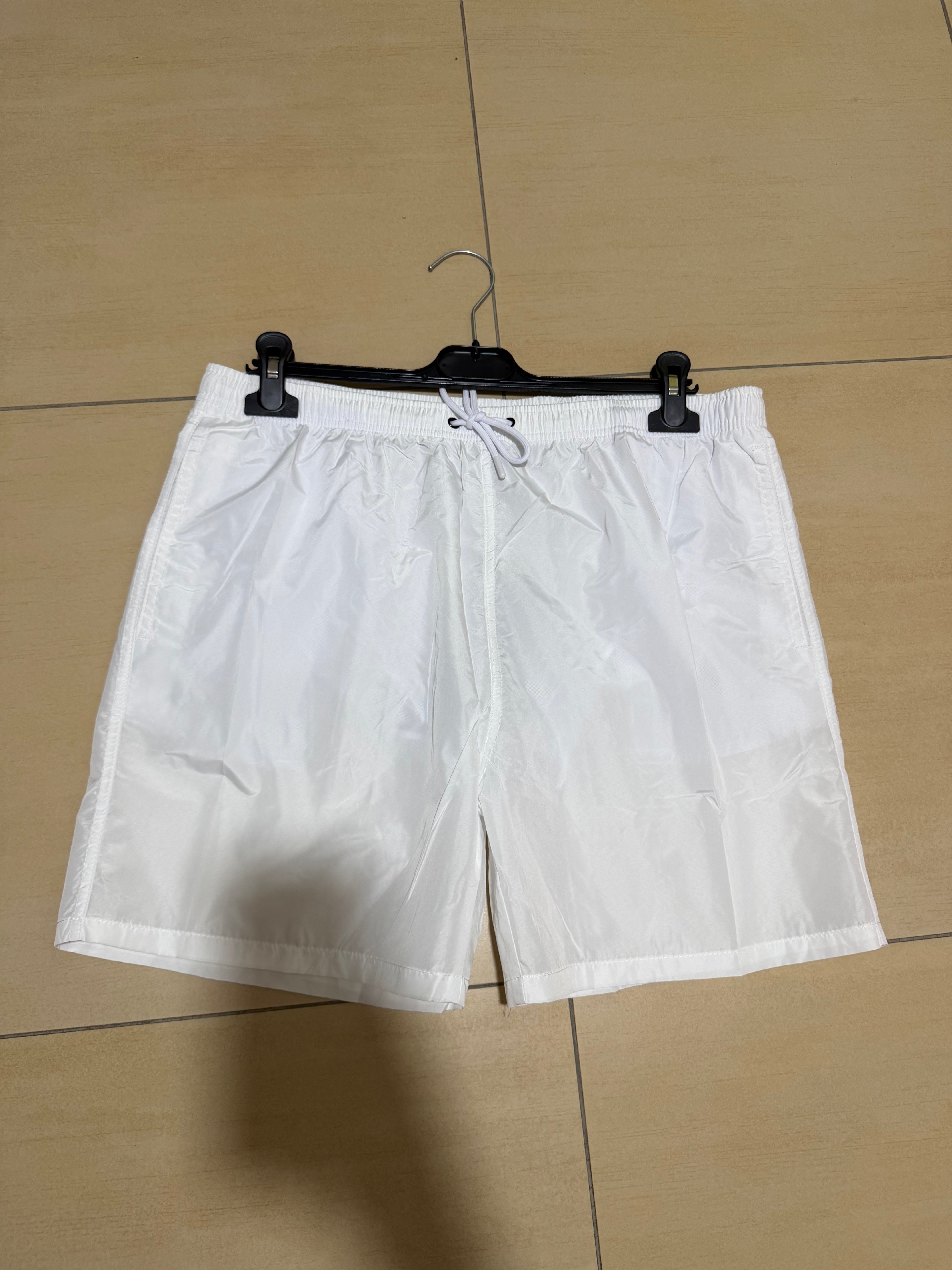 costume bianco basic