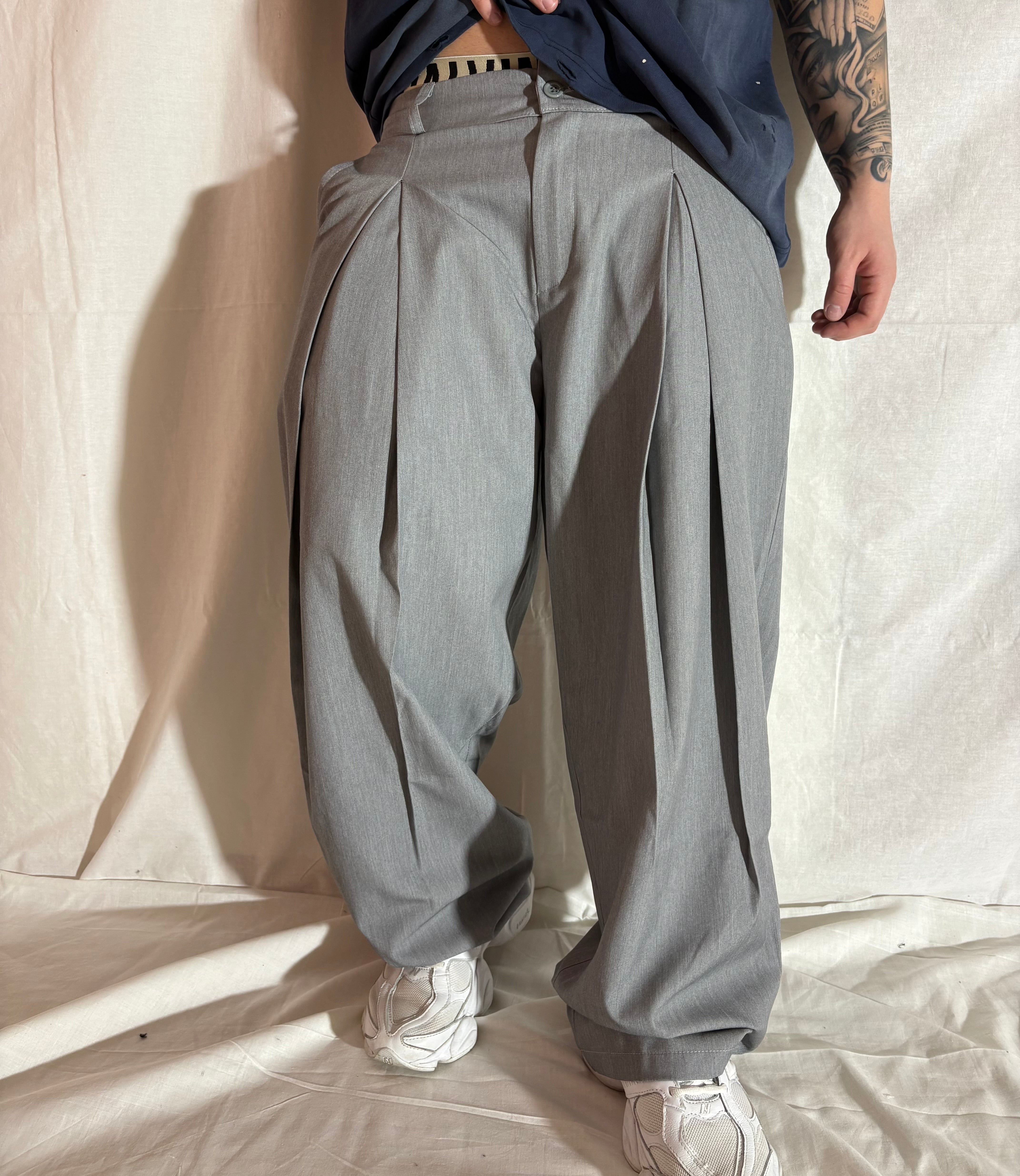 baloon grey